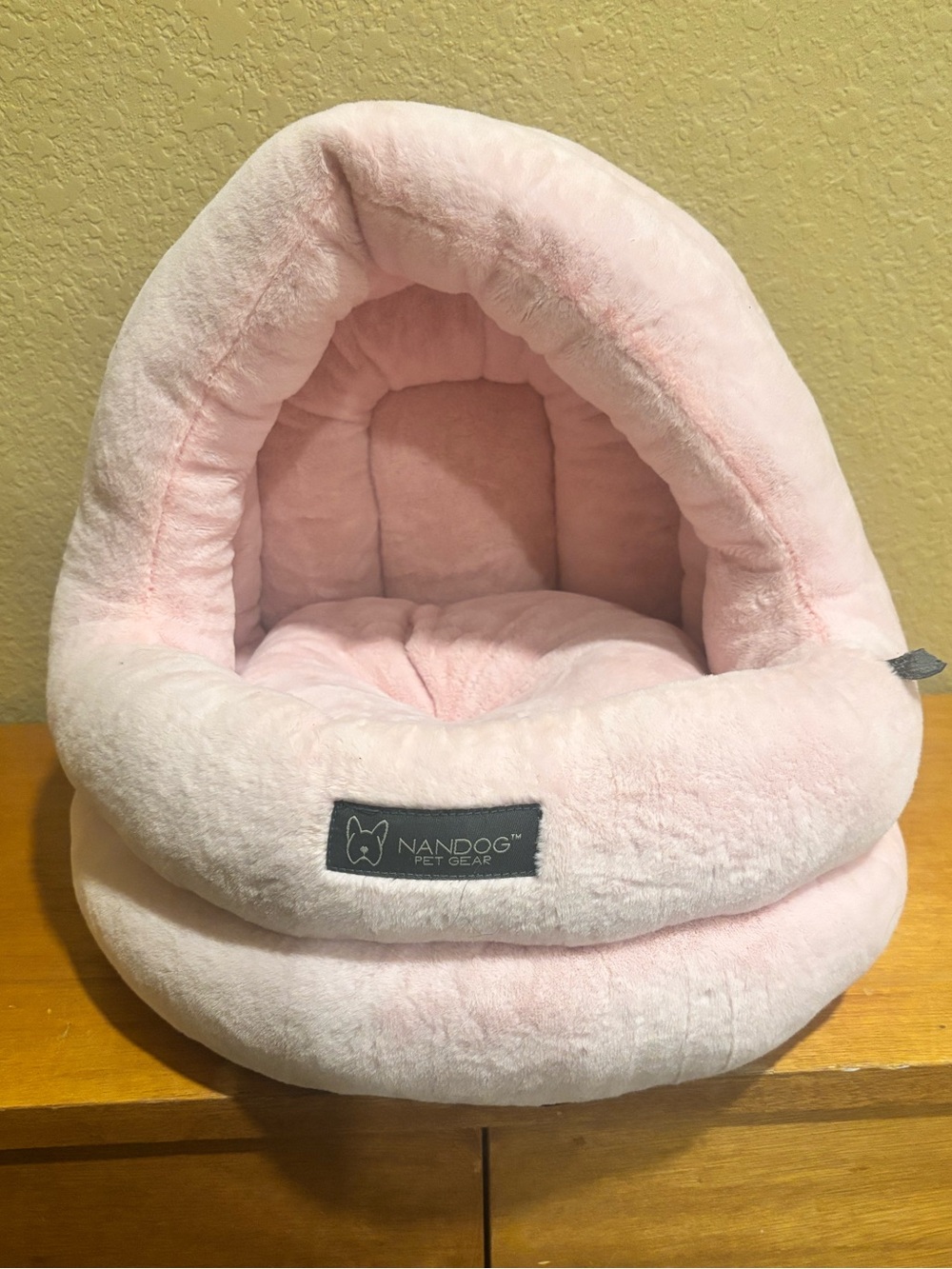 Nandog Plush Pink Pet Cave Bed